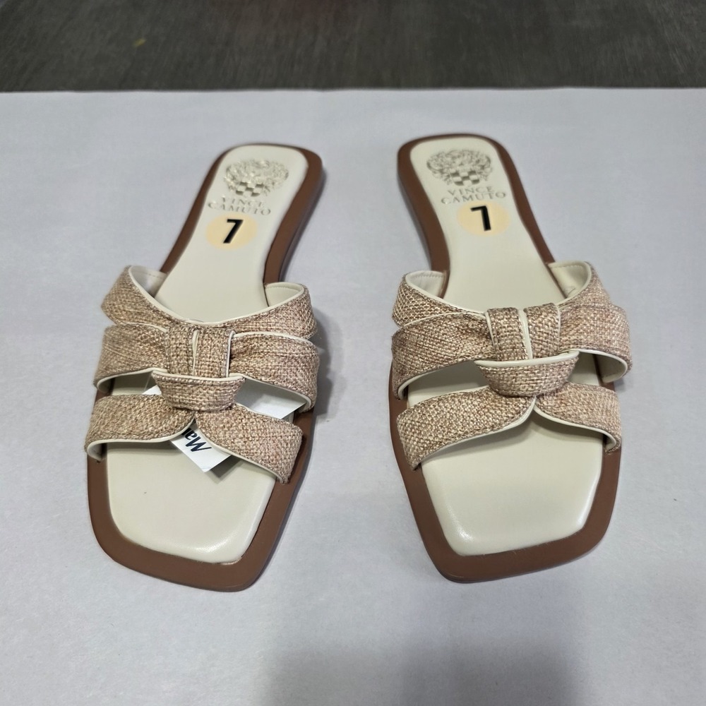 Vince Camuto Women's Sandals Strappy  Earthy Neutral Granola‎ Cushioned 7 NWT